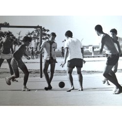 "Fotbal de strada" fotografie originala Brazilia cca 1970