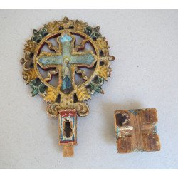 Cruce de binecuvantare lemn sculptat si pictat sec 19