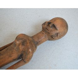Veche figură antropomorfă stilizată de lemn Africa de Vest sau Centrala