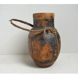 Vas tradițional Masai (Kenya) din lemn și piele